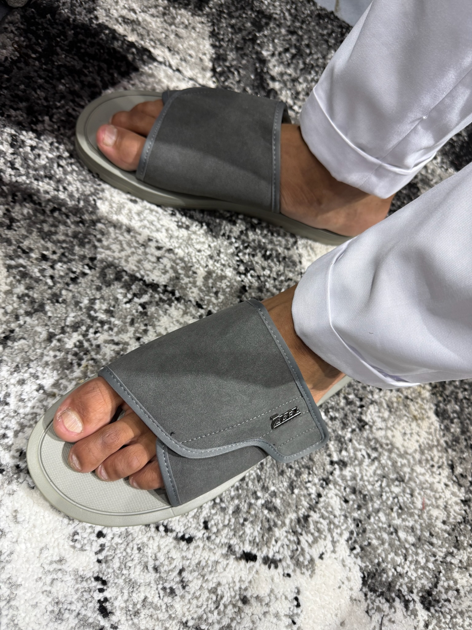 Bon plan : sandales Hermès et autres à petit prix - photo 11
